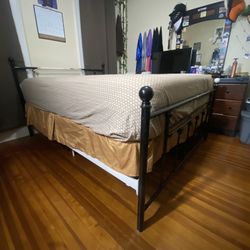 Queen Size Metal Bed Frame w/ Box Spring