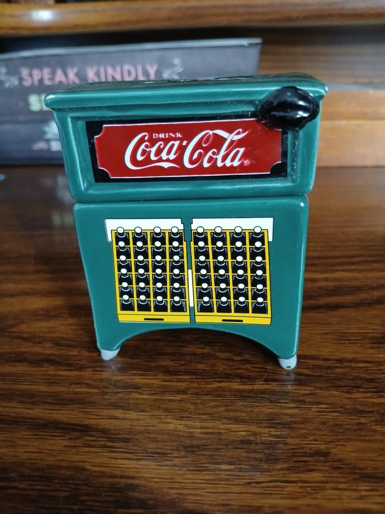 Coca-Cola Salt And Pepper Shackers