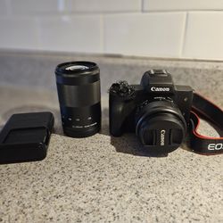 Canon EOS M50 with 2 lenses battery and charger perfect 