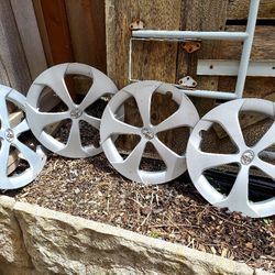 Prius End Cups  2015