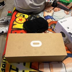 Oculus Meta Quest 2 