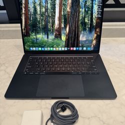 2024 M3 Apple MacBook Air 15” Laptop - Built for Apple Intelligence - 8GB Memory - 256GB SSD