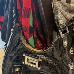 Guess Purse 