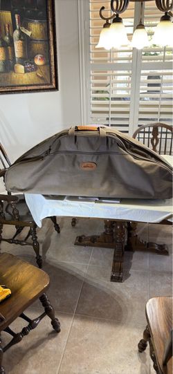 SKB soft bow case