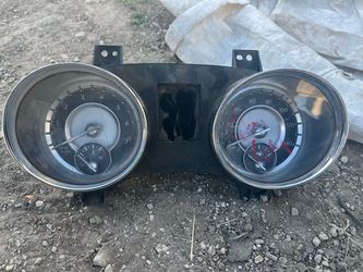 2011-2014 Chrysler 300 Speedometer Cluster (contact info removed)8AI OEM RMC27 QM64