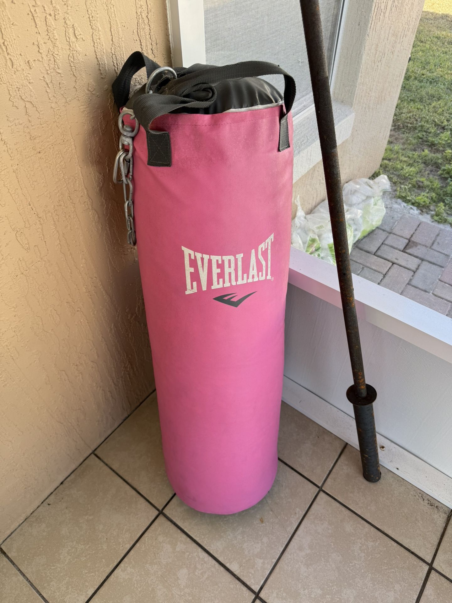 100 LBS Punching Bag And Two Sets Of Boxing Gloves