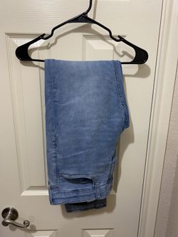 Used Old Navy 360 stretch slim jeans for men. 34x32