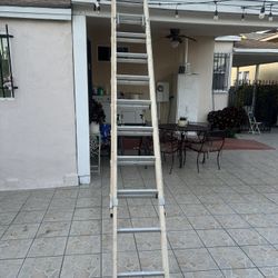 Escalera De 28 Pies De Fibra De Vidrio Muy Barata Perfectas Condiciones