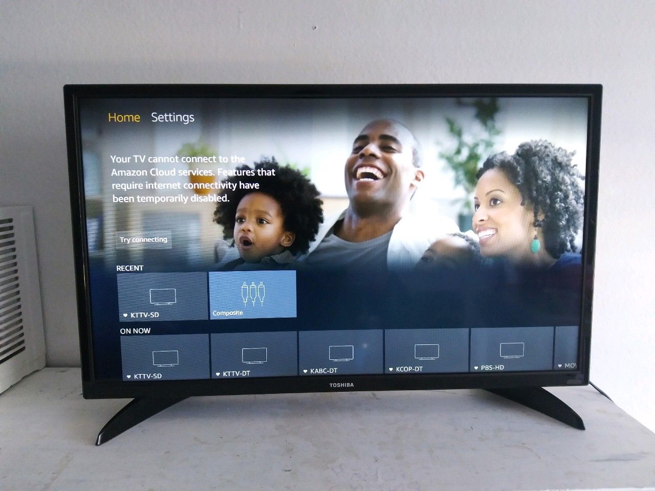 Toshiba 32 " smart tv with Amazon fire