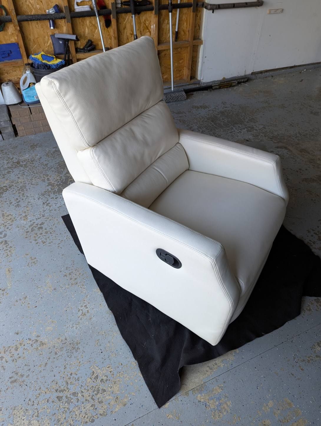 Recliner Chair