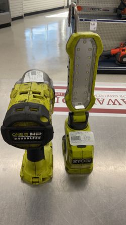 RYOBI IMPACT WRENCH (SET OF 2)