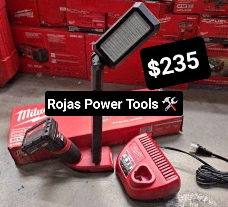 MILWAUKEE M12 12V LITHIUM-ION CORDLESS LED UNDERBODY LIGHT WITH ONE 4.0AH BATTERY AND CHARGER