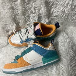 Size 6 Women’s Nike Dunks New $20 