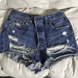 Size 29 Levi’s Shorts