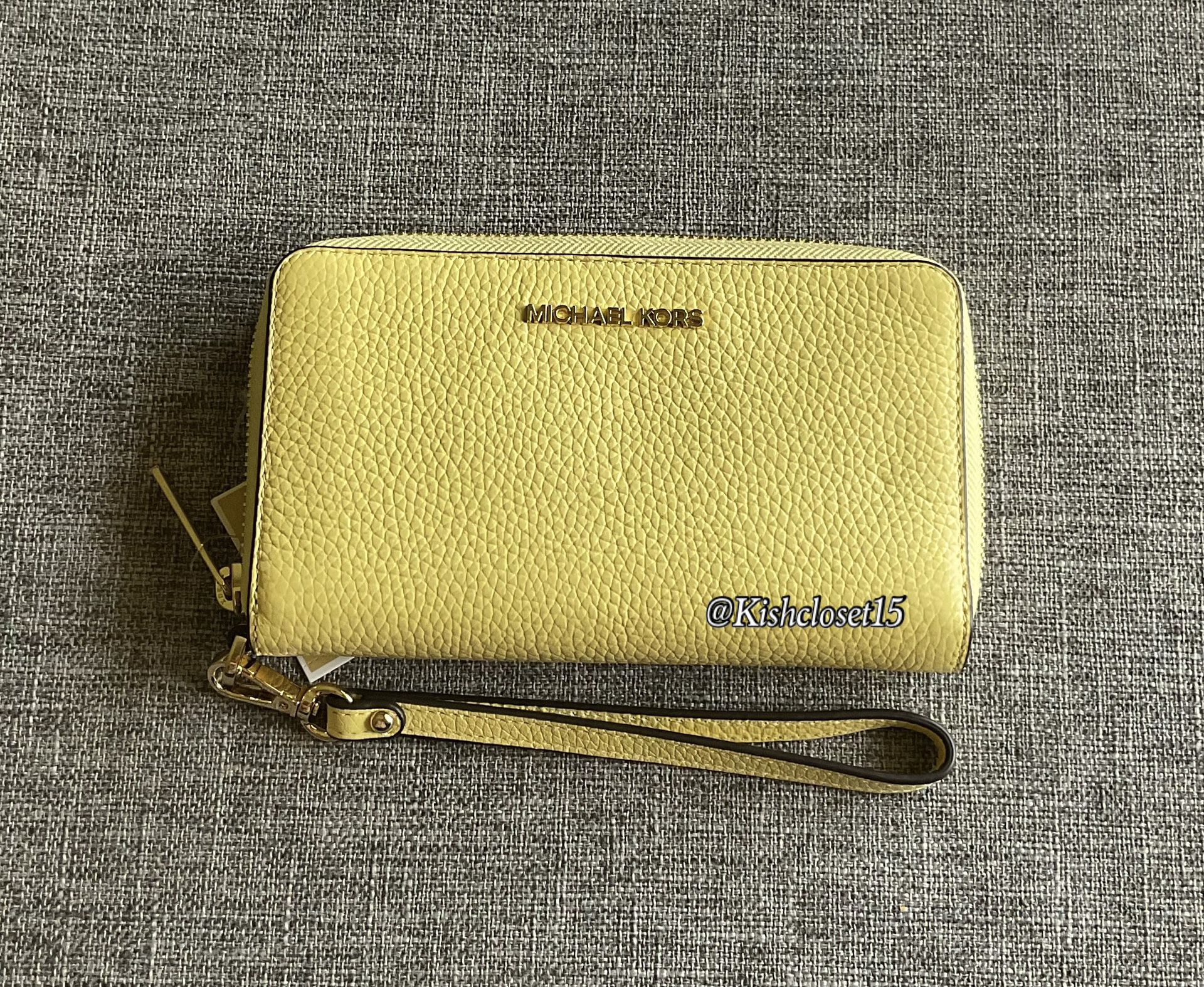 NWT Michael Kors Jet Set Travel Large Phone Case Wristlet Wallet