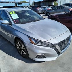 2022 Nissan Altima sv