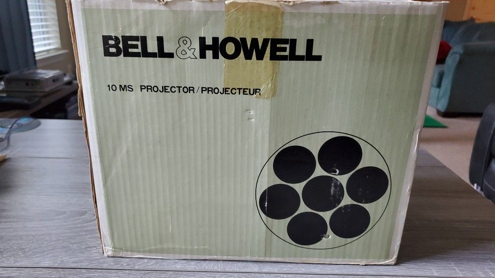 Bell & Howell 10MS Dual 8mm (Super 8mm / Std 8mm) Variable Speed Projector