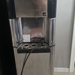 VIVA Water dispenser