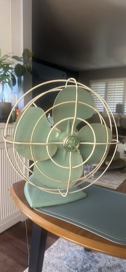Vintage GE Oscillating Fan