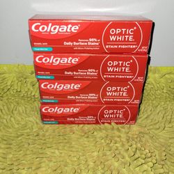 4 Colgate Optic White 4.2oz Fresh Mint Gel