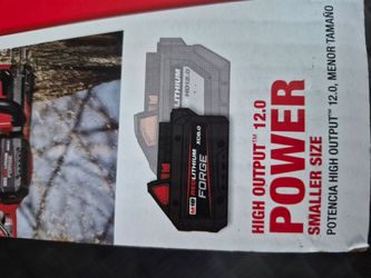 Milwaukee M18 18-Volt Lithium-Ion REDLITHIUM FORGE Starter Kit with (2) 8. 0Ah Battery/Rapid Charger
