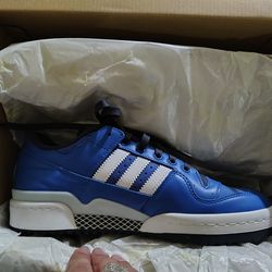Brand new adidas forum 84 low