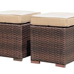Outdoor patio ottoman