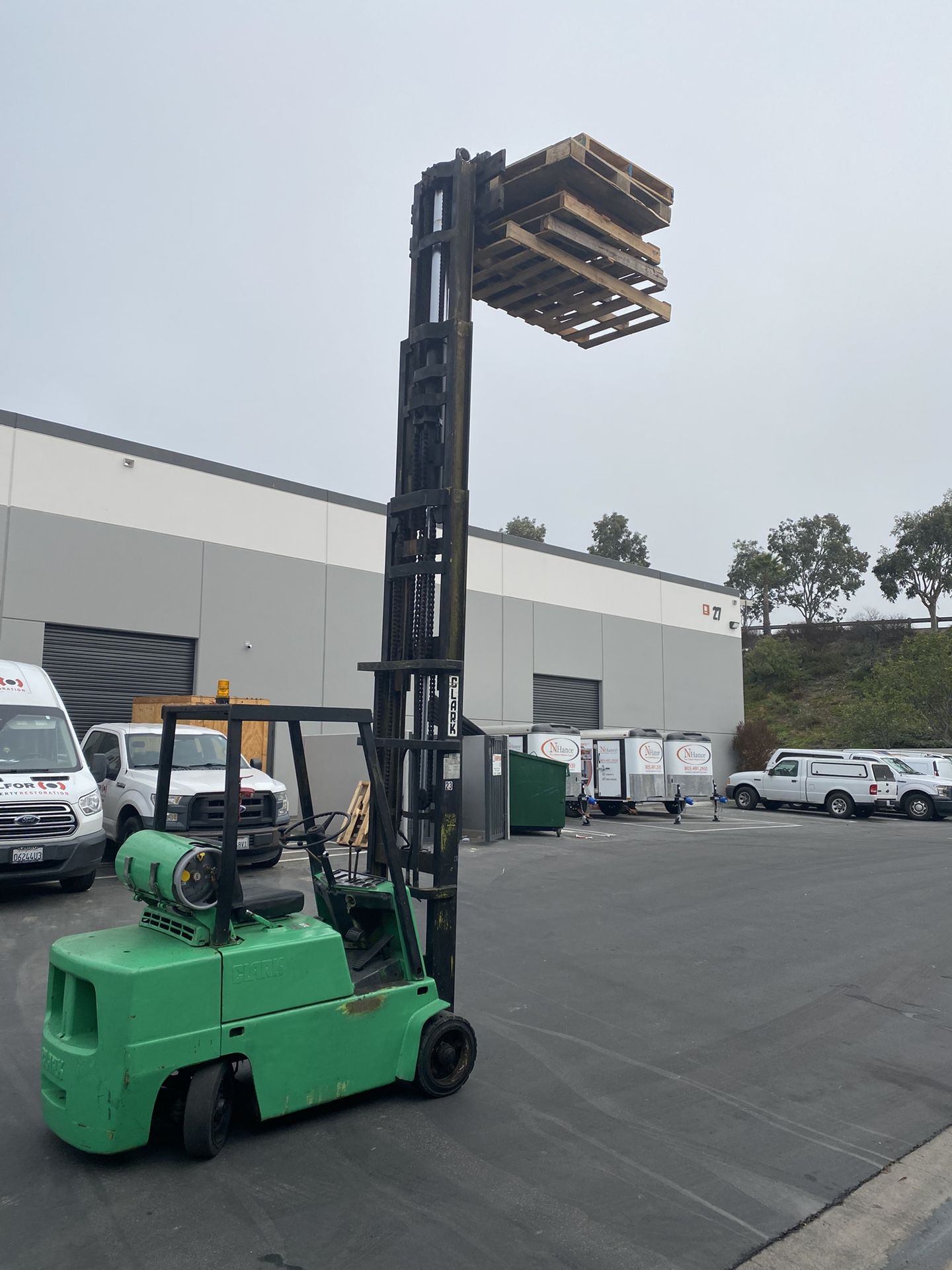 Forklift