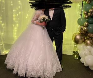 White Modest Wedding Dress Size Small