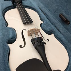 1/8 White violin. Perfect Condition! $25 Only! 