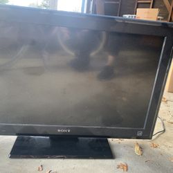 32” SONY TV