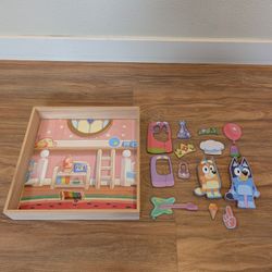 Bluey magnetic wooden playhouse set 