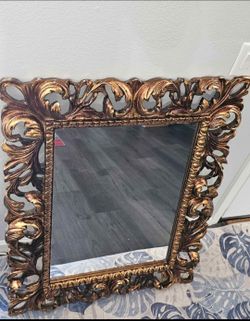 Large Decorative Vintage-Style Mirrors – Set of 2