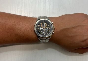 Seiko Solar World Time and Chronograph SSC508