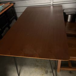 Dining Room Table & 6 Chairs