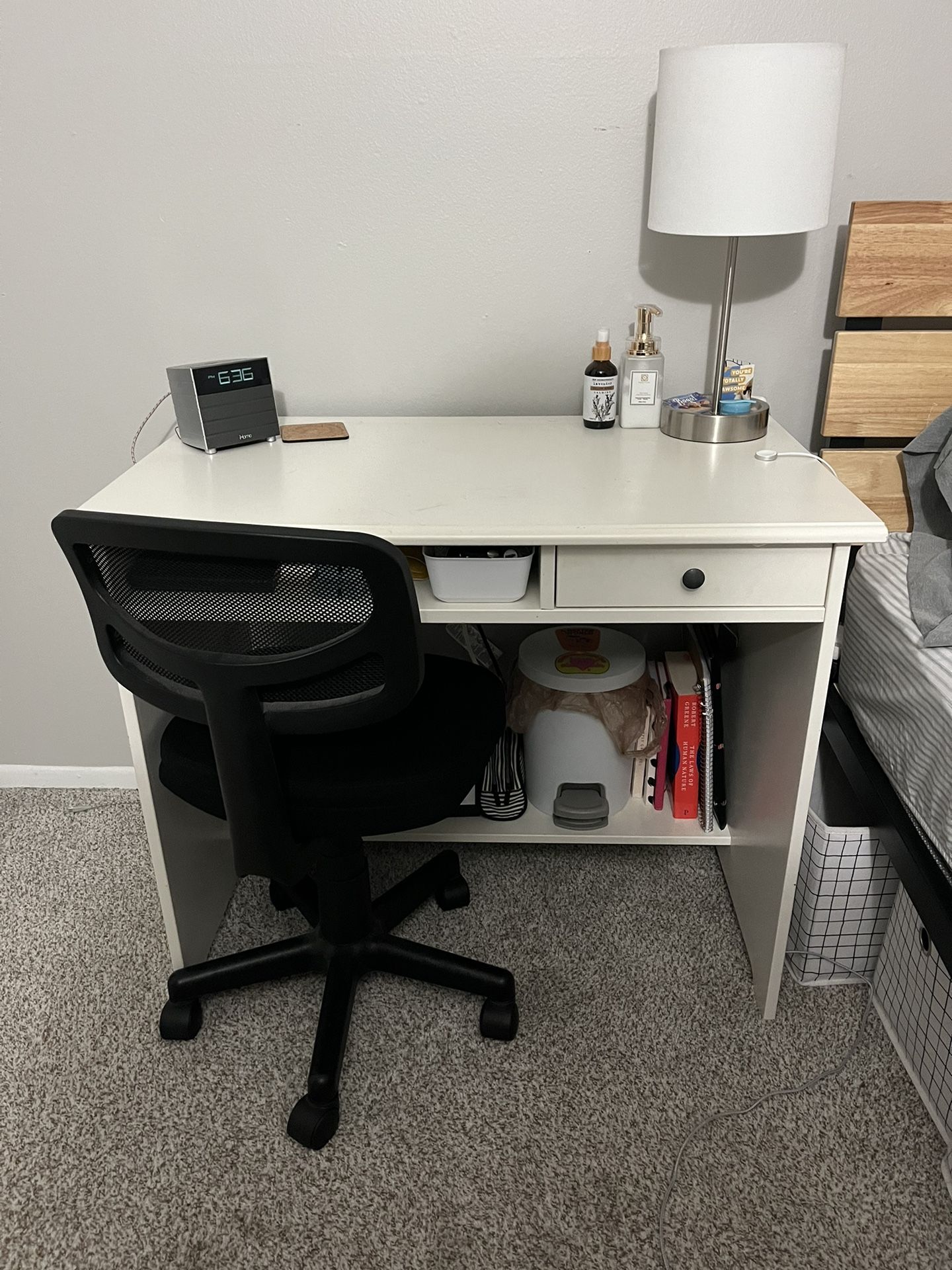 White Desk & Office Chair