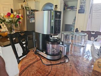 Ninja Ice Maker (NC301 CREAMi)