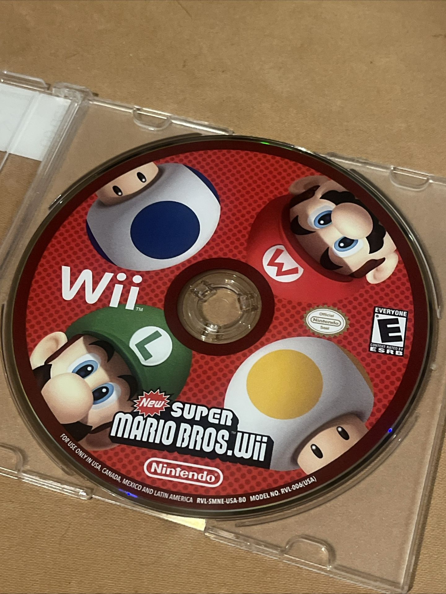 New Super Mario Bros. Wii (Nintendo Wii, 2009) Disc Only