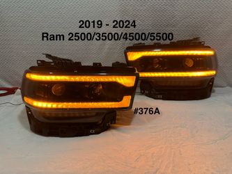 2019 TO 2024 Dodge RAM 2500 / 3500 / 4500 / 5500 PROJECTOR HEADLIGHT SEQUENTIAL AMBER LED STRIP SWITCHBACKS