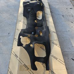 1(contact info removed) Toyota Supra Mk4 Insulator 55(contact info removed)0 OEM