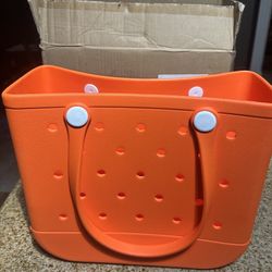 Rubber Tote
