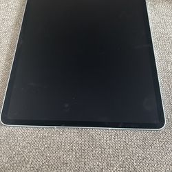 iPad Air 13-inch, 128GB Wi-Fi + Cellulari, (M2 chip) Built For Apple Intelligence