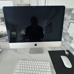 Imac In Excellent Condition 