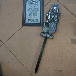 Disney Haunted Mansion Yard Stake + Halloween Hanging Sign