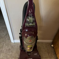 Bissell Heavy Duty Vacuum Cleaner 