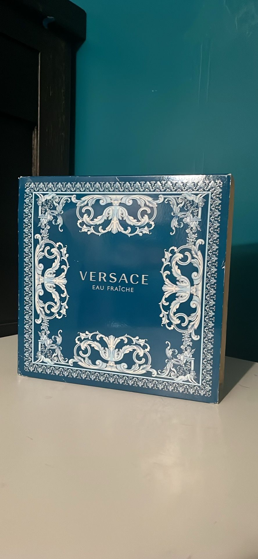 VERSACE EAU FRAICHE