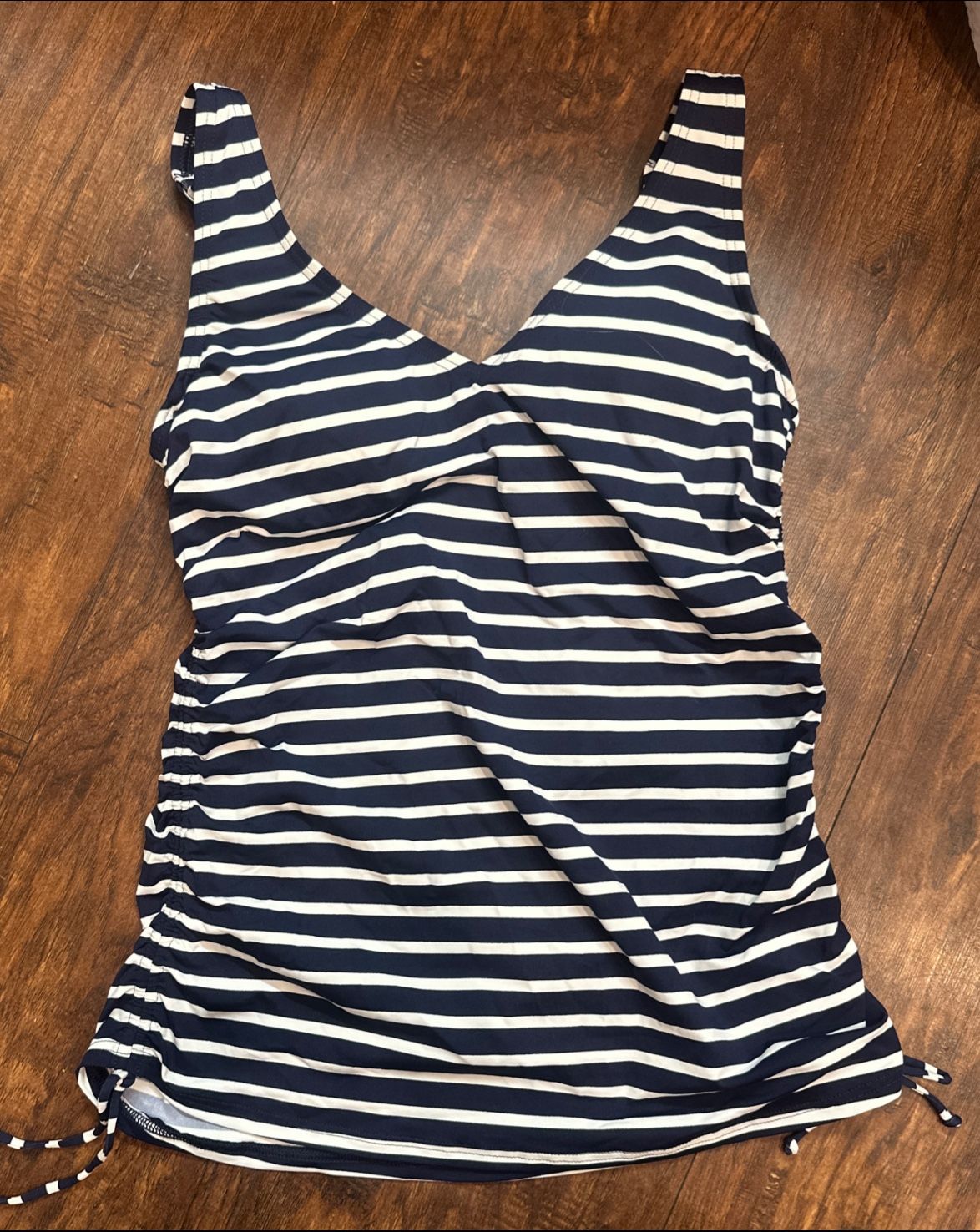 Lands End NWT Tankini Swim Top Adjustable V Neck Deep Sea Blue Stripe Size 2