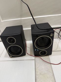 Mackie Powered Desktop Speakers