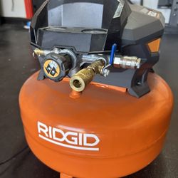 Rigid 6gal Pancake Air Compressor 