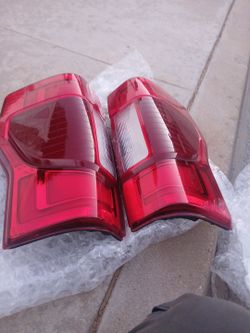 Tail lights Ford super duty